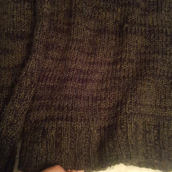 Forever 21 sweater - Picture 4 of 8